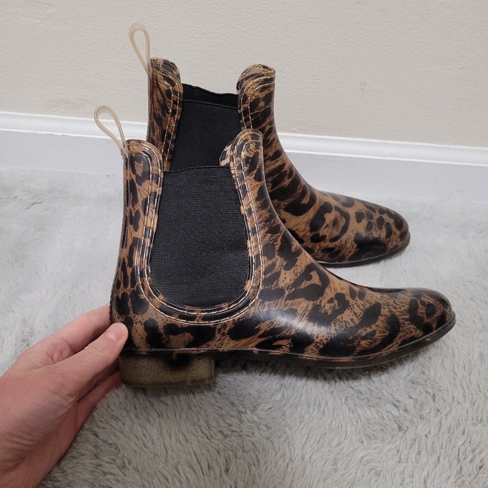 💙 Leopard print booties rubber chelsea heeled boots
